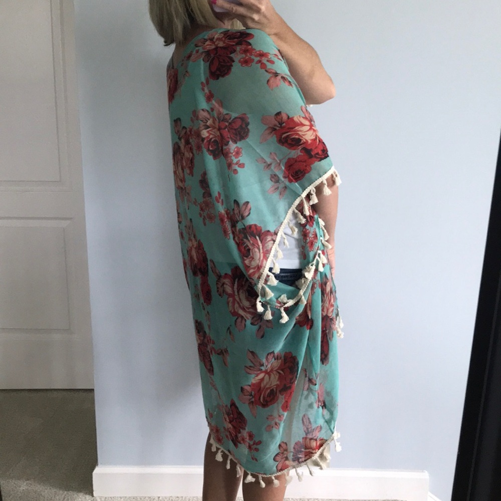 ♥️LAST 1♥️Floral Print Kimono - Picture 5 of 7